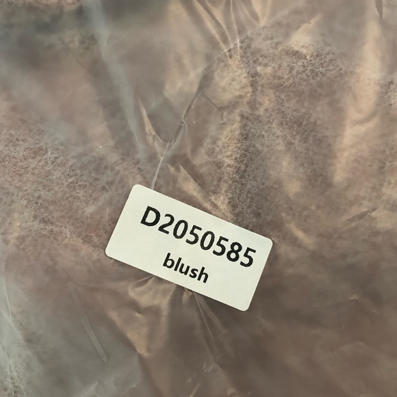 MILANI Vegan Leather Blush Convertible Backpack With Reversible Boho Strap. New - Picture 5 of 6